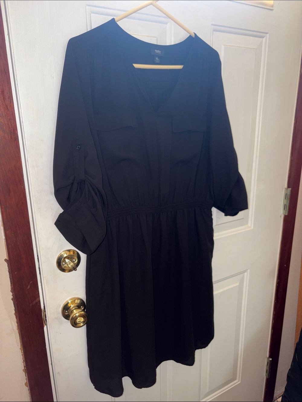 Classic Black Long-Sleeve Shift Dress